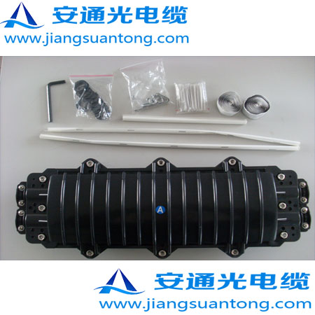 普通光纜接頭盒內3.jpg 普通光纜接頭盒內3.jpg